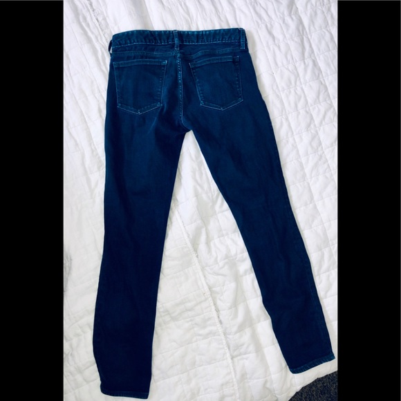 Women's Gap Skinny Jeans - Picture 2 of 2